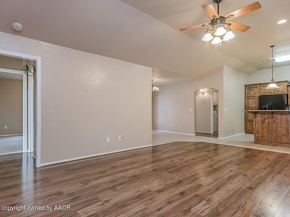 3rd image of 2117 SE 41st Ave