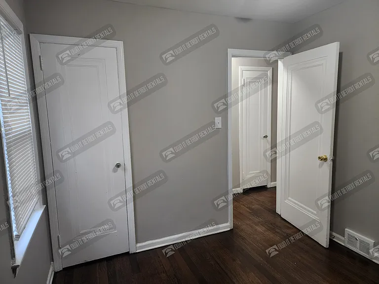 14331 Ardmore St — Photo 6