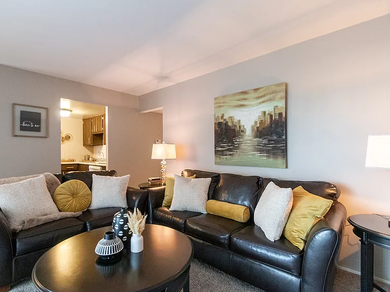 Fairfield Pointe — Photo 14