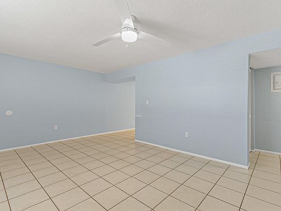 4th image of 331 S Brevard Ave APT B