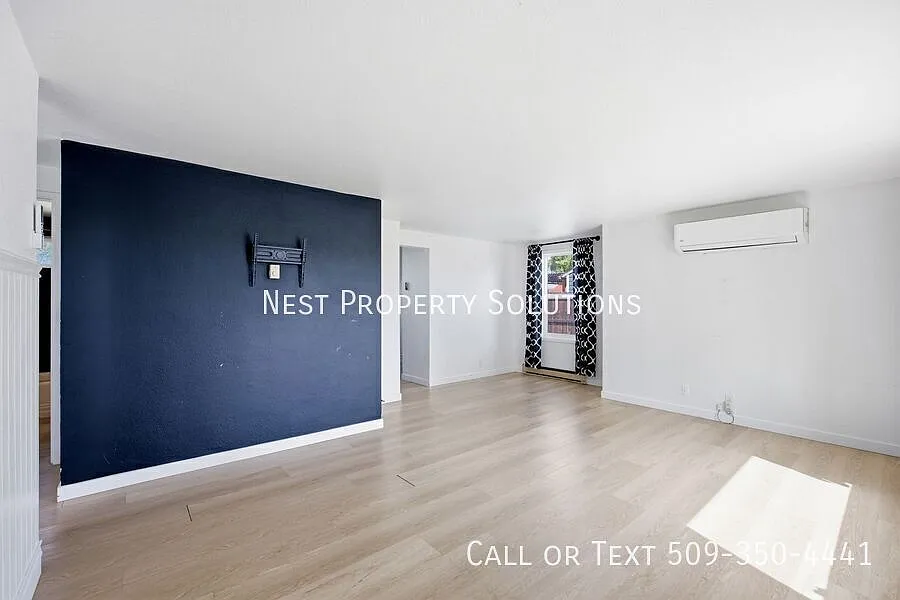 Brand New Price! Newly Remodeled 2 Bedroom Home in Ephrata — Photo 4