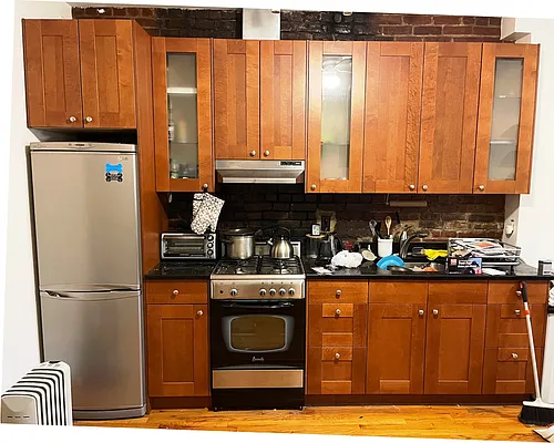 Rented by Hancock Associates LLC | media 10