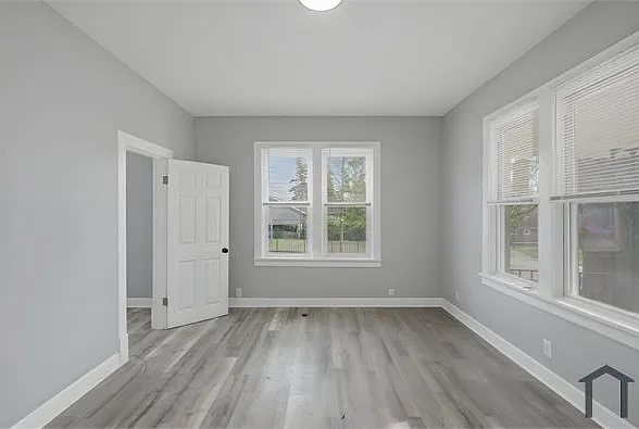 1600 Purdue Ave — Photo 4