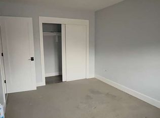 123 W 1st Ave #C07, Roselle, NJ 07203