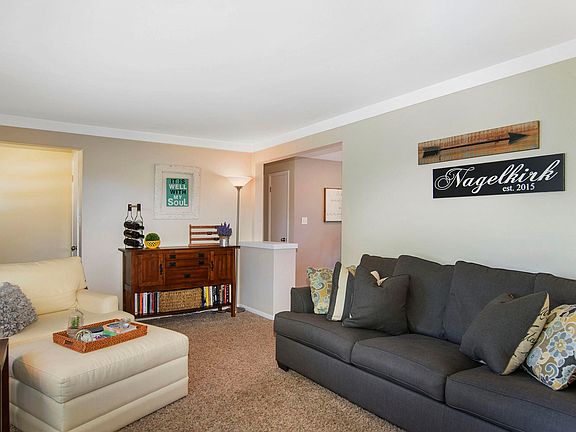 5th image of 1086 Legion Park Dr