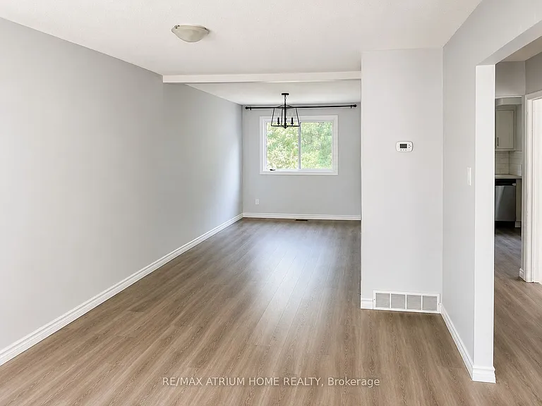 181 B Cedarvale Cres — Photo 4