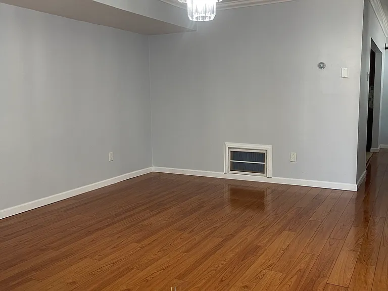 736 Summit Chase Dr — Photo 4