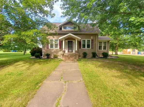 500 N 4th St, La Belle, MO 63447