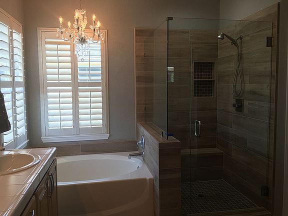 Master bathroom 