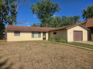 360 Elm St S, Prescott, WI 54021
