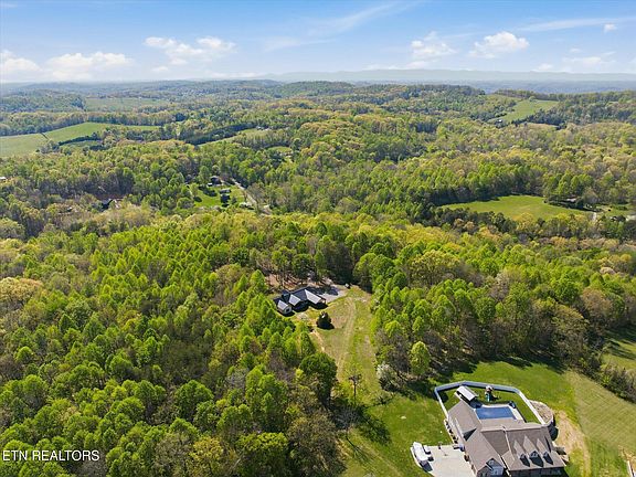 48th image of 8212 Barker Rd