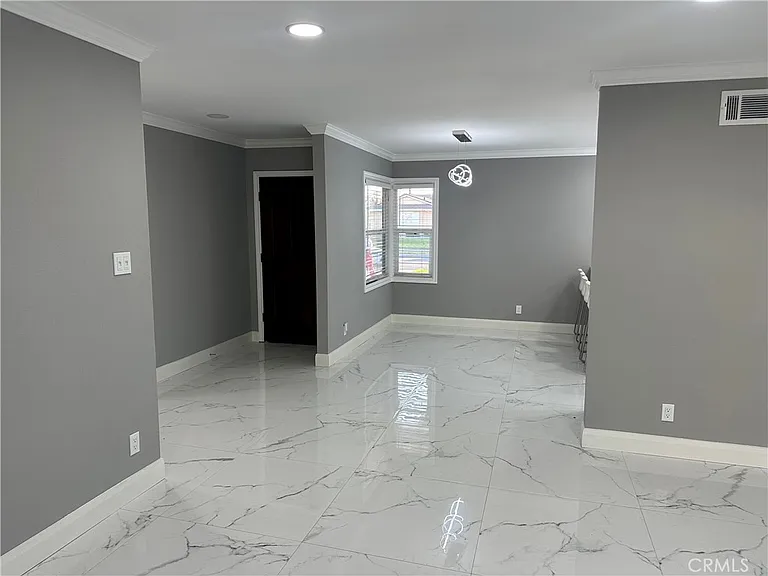 16400 Dana Cir — Photo 8