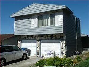 5th image of 59 Parkrose Ave