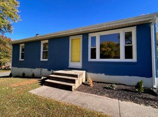 2808 Creekwood Dr, Salem, VA 24153