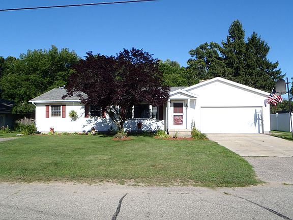 106 Alden St, Spring Lake