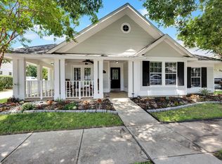 1305 Pinehurst Dr, Aubrey, TX 76227