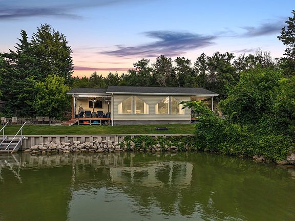 Lakefront House Exterior Sunset Ne Lakeview Rd Brady Ne 26 Lakeview Rd Brady