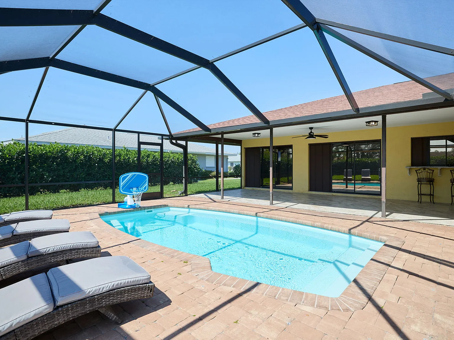 1008 Pine Forest Ct — Photo 1