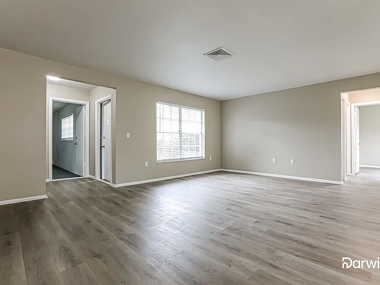 7307 Uranus Dr — Photo 6