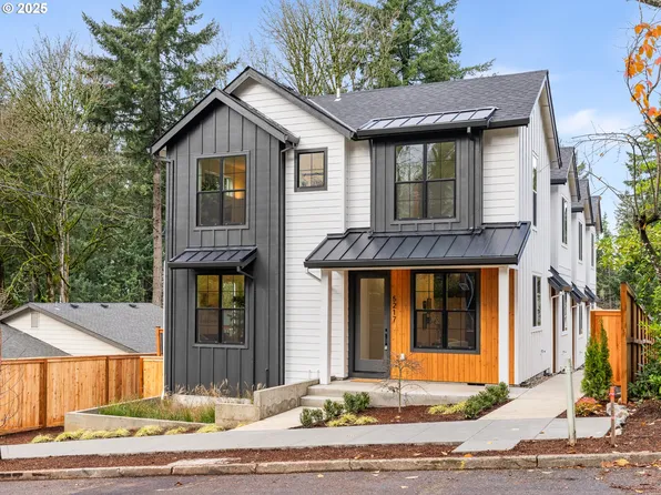 5213 SW Vacuna St, Portland, OR 97219