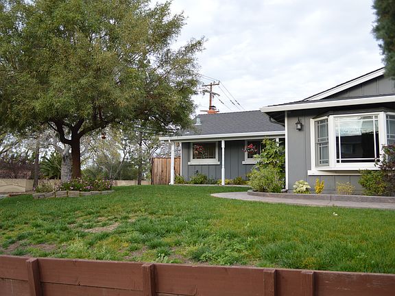 3rd image of 5952 Via Madero Dr