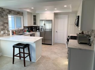 113 W Wilken Way, Anaheim, CA 92802