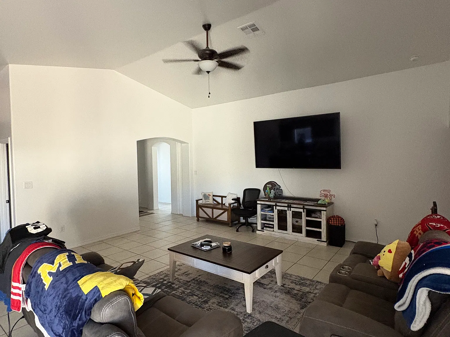 3 bed, 1562 sqft, $1,700 — Photo 3