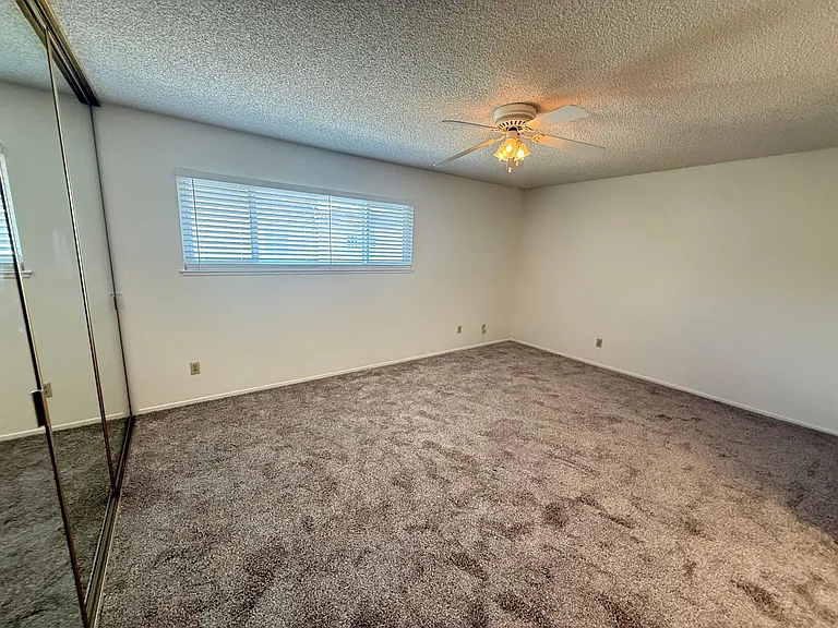 22210 James Alan Cir #8 — Photo 17