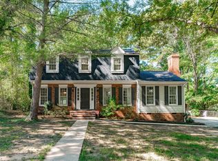 600 Churchill Dr, Chapel Hill, NC 27517