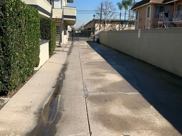 16137 Cornuta Ave, 16137 Cornuta Ave APT 11, Bellflower, CA 90706