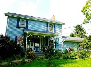 453 Achortown Rd, Beaver Falls, PA 15010