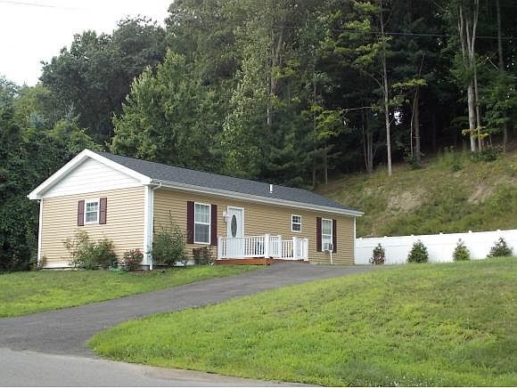 1st image of 9 Clark Ave