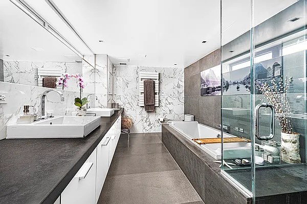 Sold by Compass | media 7