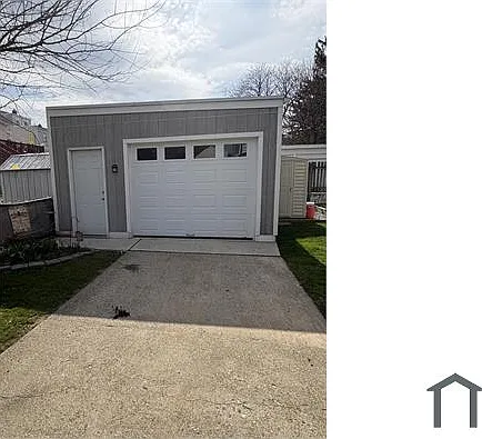 4 Henshaw Ct #2R — Photo 10