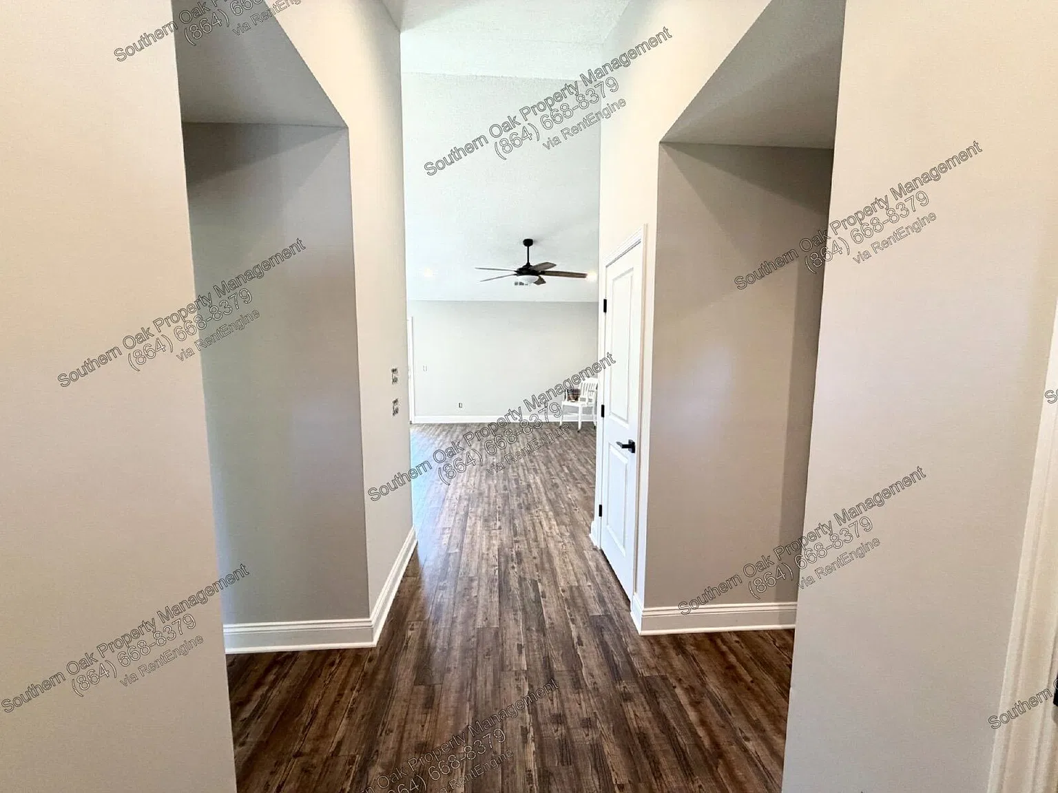 3 bed, 2.0 bath, 1450 sqft, $2,200 — Photo 4