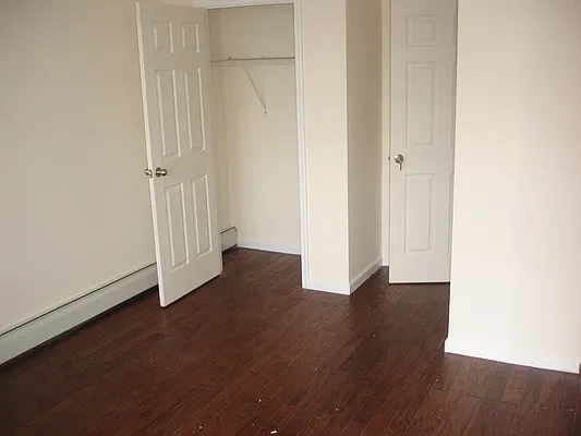 Rented by Paramount Realty Management | media 29