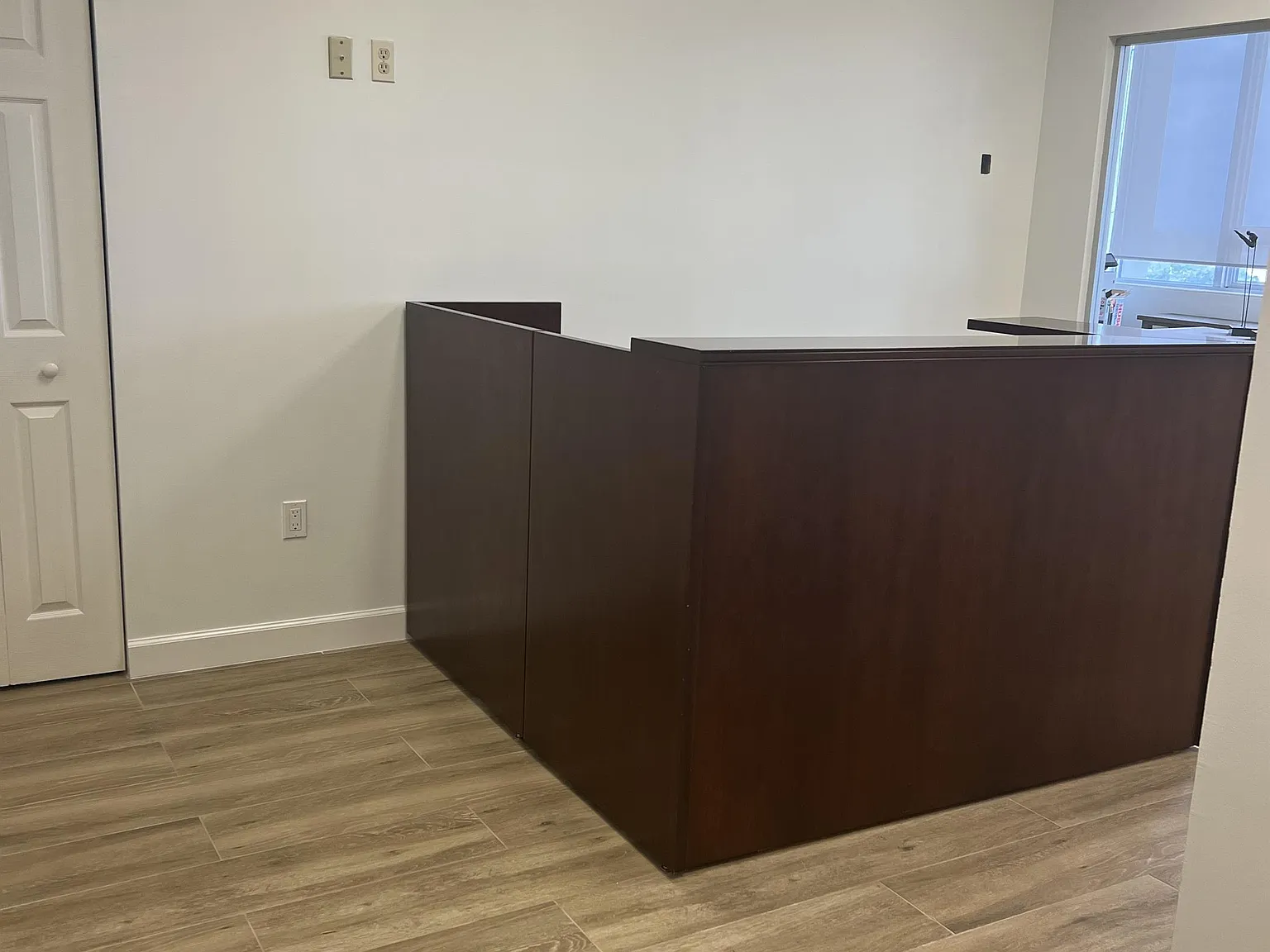Galleria Corporate - Central Office ( 907 Montero Llc) - 917 I — Photo 2