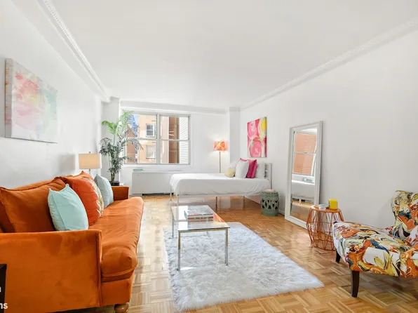 520 East 72nd Street image 1 of 12