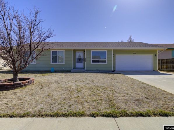1923 Mandan Trl, Bar Nunn, WY 82601
