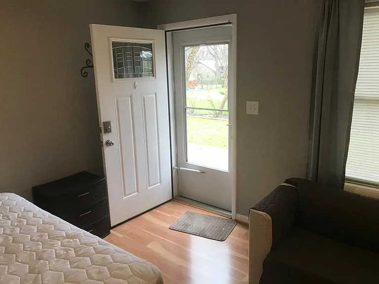 5808 Plainview Rd — Photo 5