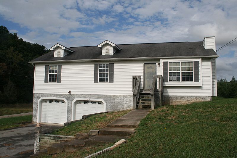 1st image of 103 Kanes Ct