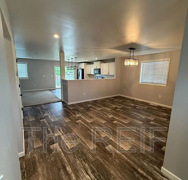 4477 Soya Ave — Photo 2