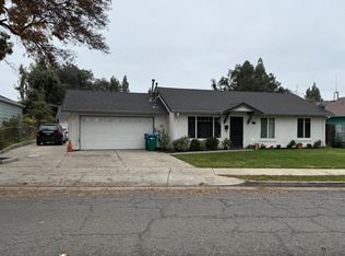 136-132 E Lincoln Rd, Stockton, CA 95207