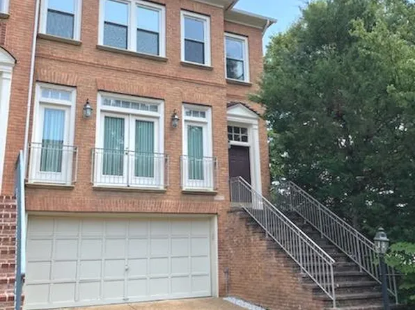 1817 Brentridge St, Vienna, VA 22182