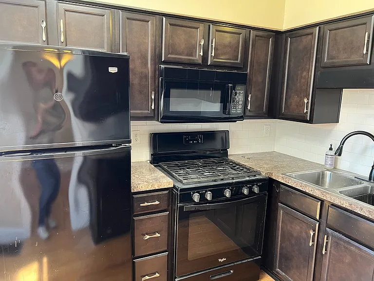 3023 Seneca Blvd — Photo 8