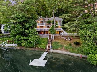 72 S Shore Dr, Sturbridge, MA 01566