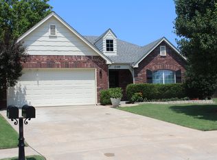 2109 W D Ct, Jenks, OK 74037