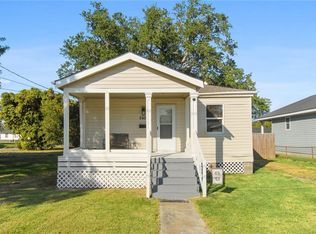2422 Stafford St, Gretna, LA 70053