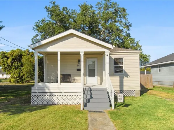 2422 Stafford St, Gretna, LA 70053