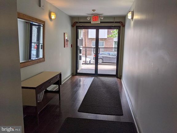 4th image of 2111 E Susquehanna Ave APT 2C